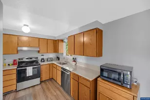 4591 Juliana Lp SE, Salem, OR 97317 - Photo 14