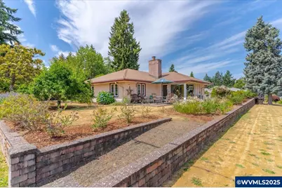 3301 Bluff Av SE, Salem, OR 97302 - Photo 4