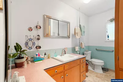 8645 Highland Rd, Independence, OR 97351 - Photo 24