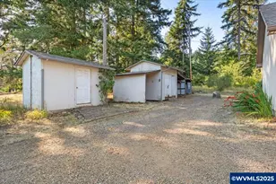 41715 Miles Ln, Lebanon, OR 97355 - Photo 46