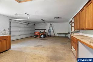 41715 Miles Ln, Lebanon, OR 97355 - Photo 40