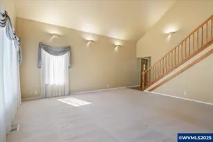 41715 Miles Ln, Lebanon, OR 97355 - Photo 4