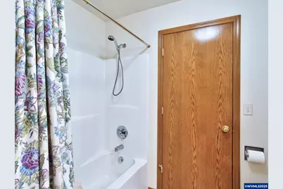 243 SE Harney St, Sheridan, OR 97378 - Photo 18