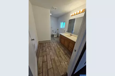 1495 Cascade Dr, Lebanon, OR 97355 - Photo 12