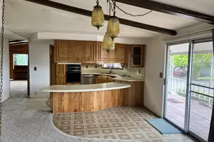 5422 Portland Rd NE, Salem, OR 97305 - Photo 6