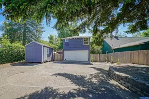 1859 State St, Salem, OR 97301 - Photo 2