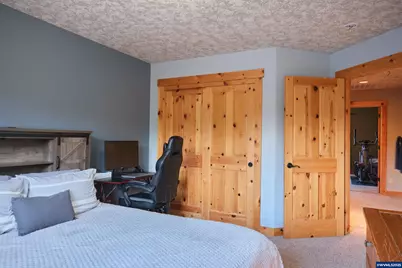 222 SE Whitten Rd, Mill City, OR 97360 - Photo 24
