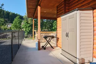 222 SE Whitten Rd, Mill City, OR 97360 - Photo 34