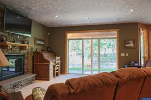 222 SE Whitten Rd, Mill City, OR 97360 - Photo 10