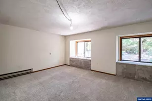 37152 Deadwood Dr, Lebanon, OR 97355 - Photo 28