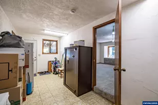 37152 Deadwood Dr, Lebanon, OR 97355 - Photo 30