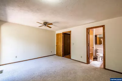 37152 Deadwood Dr, Lebanon, OR 97355 - Photo 18