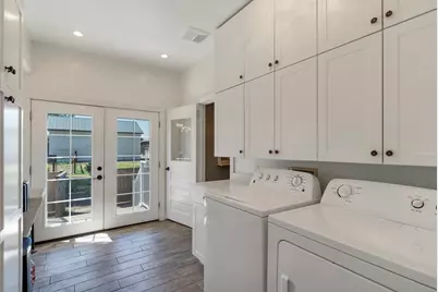 35676 Riverside Dr SW, Albany, OR 97321 - Photo 8