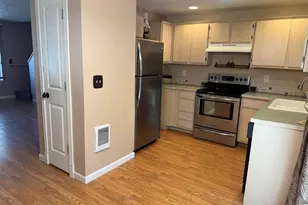 4792 Lancaster Dr NE, Salem, OR 97305 - Photo 6