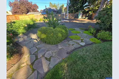 1104 29th Av SW, Albany, OR 97321 - Photo 32