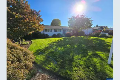 1104 29th Av SW, Albany, OR 97321 - Photo 1