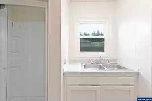 229 NE Maple St, Sublimity, OR 97385 - Photo 22