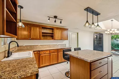 1430 NW 15th St, Corvallis, OR 97330 - Photo 14