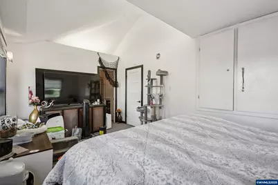 1082 Cascade Dr NW, Salem, OR 97304 - Photo 20