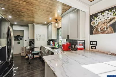 1082 Cascade Dr NW, Salem, OR 97304 - Photo 8