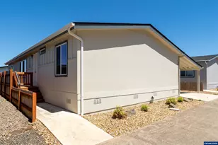 200 Market St, Lebanon, OR 97355 - Photo 2