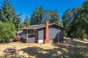 34388 Grenz Ln, Albany, OR 97322 - Photo 6