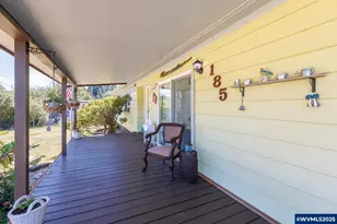 185 N 6th St, Lakeside, OR 97449 - Photo 6