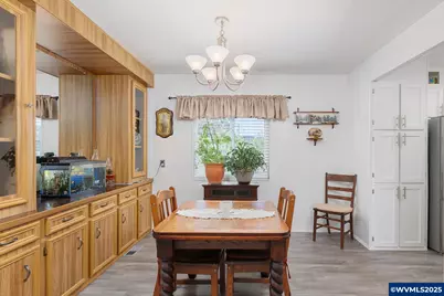 185 N 6th St, Lakeside, OR 97449 - Photo 10