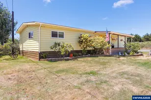 185 N 6th St, Lakeside, OR 97449 - Photo 2