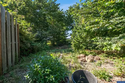 1252 Ellingson Rd SE, Albany, OR 97322 - Photo 28