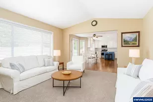 421 SE Davis St, Dallas, OR 97338 - Photo 20