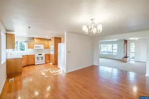 4100 Cordon Rd Rd NE, Salem, OR 97305 - Photo 8