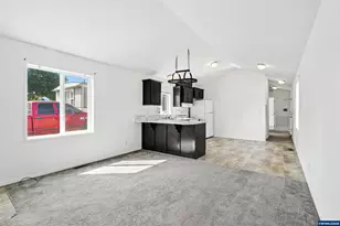 1530 Tamarack St, Sweet Home, OR 97386 - Photo 6