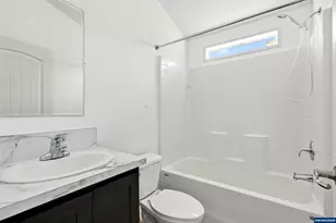 1530 Tamarack St, Sweet Home, OR 97386 - Photo 18