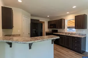 200 Market St, Lebanon, OR 97355 - Photo 4