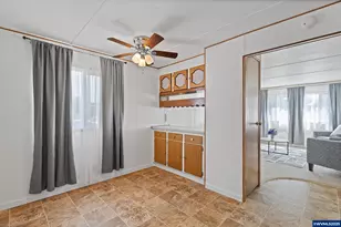 1999 Jansen Way, Woodburn, OR 97071 - Photo 8