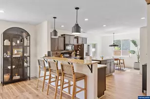 2558 White Oak Av NW, Albany, OR 97321 - Photo 16