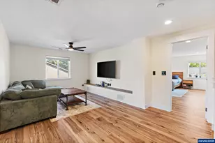 2558 White Oak Av NW, Albany, OR 97321 - Photo 26