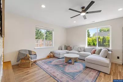 2558 White Oak Av NW, Albany, OR 97321 - Photo 12