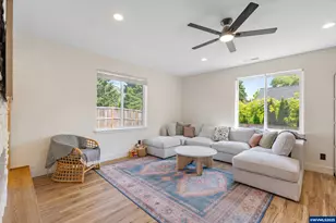 2558 White Oak Av NW, Albany, OR 97321 - Photo 12