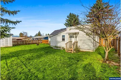 221 SW Rainbow Av, Dallas, OR 97338 - Photo 32