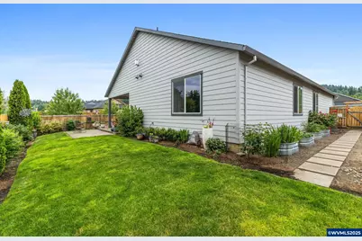 901 Riley Dr NE, Silverton, OR 97381 - Photo 36
