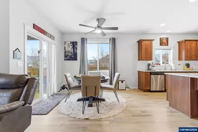 901 Riley Dr NE, Silverton, OR 97381 - Photo 12