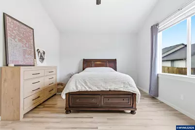 901 Riley Dr NE, Silverton, OR 97381 - Photo 22