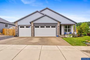 901 Riley Dr NE, Silverton, OR 97381 - Photo 1