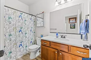 901 Riley Dr NE, Silverton, OR 97381 - Photo 16