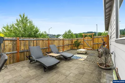 901 Riley Dr NE, Silverton, OR 97381 - Photo 28