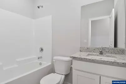 1136 Parkside Av, Woodburn, OR 97071 - Photo 14