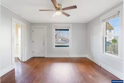 165 SE Clay St, Dallas, OR 97338 - Photo 16