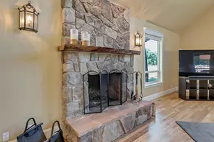 37658 S Hwy 213, Mount Angel, OR 97362 - Photo 20